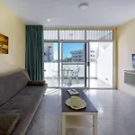 Strelitzias Апартаменти *