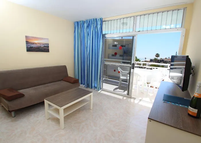 Apartman Strelitzias *