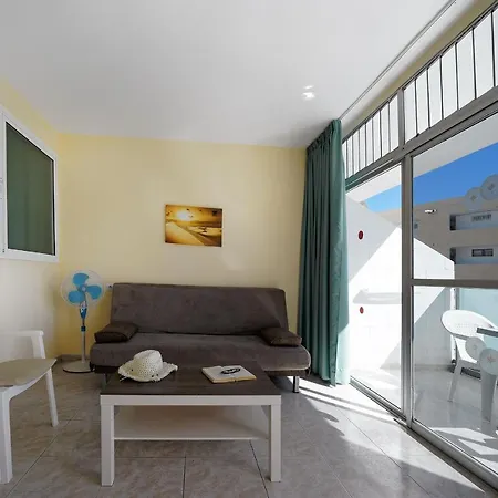 Strelitzias Apartment