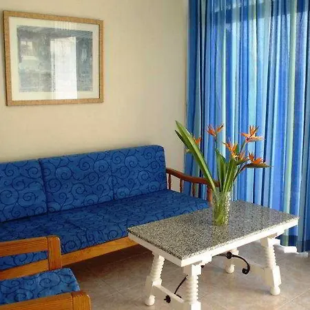 Apartment Strelitzias *