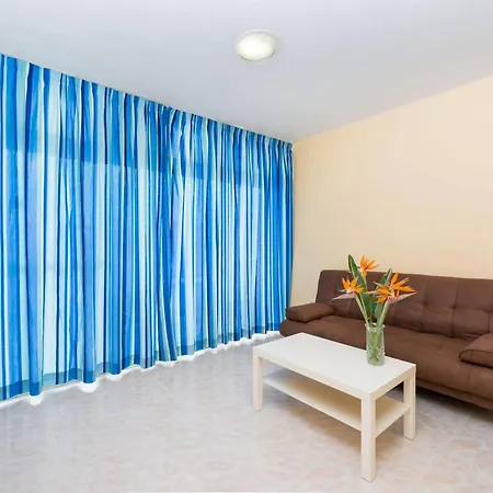 Strelitzias Apartment