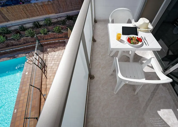 Strelitzias Apartment