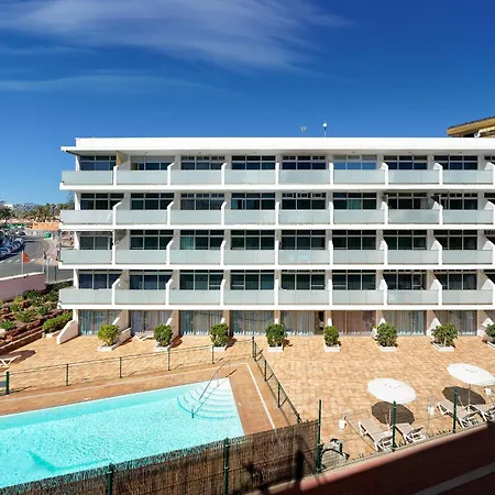 Strelitzias Апартаменти *