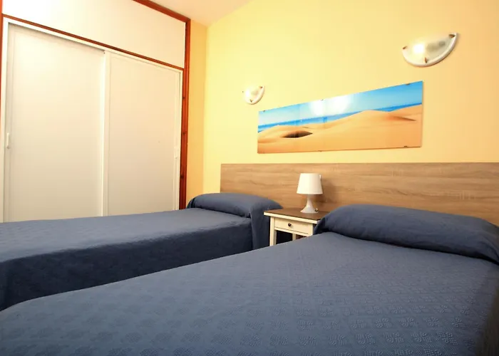 Strelitzias Appartement *