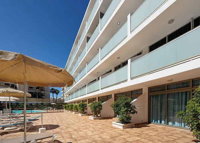 Strelitzias Appartement *