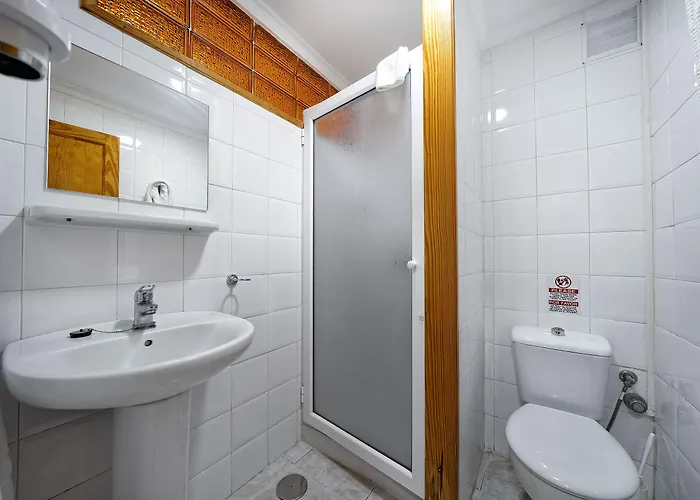 Strelitzias Appartement *